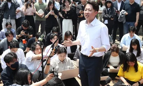 대구 찾은 이준석 “김문수, ‘계엄 사과’ 진심이면 후보 사퇴하라” 맹폭