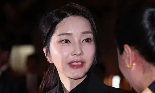 김건희, 검찰 불출석 통보…“문재인도 대면조사 안 해” 사유서
