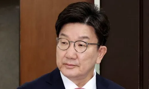 권성동 "이재명 뽑으면 히틀러 나치 독재국가 될 것"