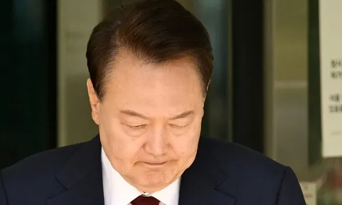 윤석열 탈당에 안철수 “뭉치자”…김기현 “나라 미래 위한 결정”
