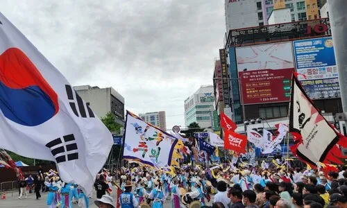 ‘5·18 45주년’ 전야제…“윤석열 파면 각별, 폭싹 속았수다”