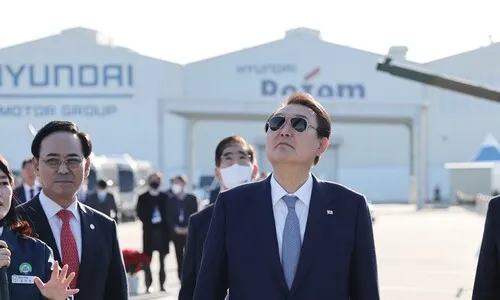 <font color="#FF4000">[단독]</font> “꼭 좀 부탁”…현대로템, 고속철 수주 명태균에 문자