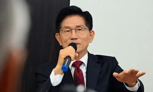 김문수 “노령연금 감액제 폐지·기초연금 월 40만원까지 확대”