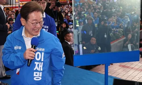 이재명 ‘2면 방탄유리’ 밖으로 성큼…“다시 들어가달라” 외친 이들은?