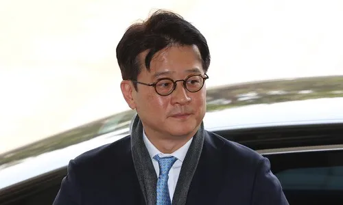 이창수 왜? “감찰 피하려 선제적 사표” “윤석열 난파선 탈출”
