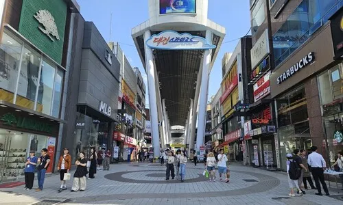 ‘대선 바로미터’ 충청이 돌아섰다…“계엄은 아니잖여, 정권 바꿔야지”