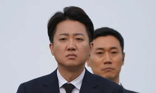단일화 거부 이준석, “의원직 걸 수 있나” 질문에 “모욕적” 무슨 뜻?