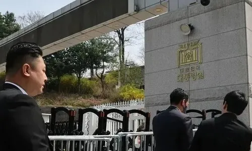검찰, 내란 재판부에 경호처 비화폰 서버 압수수색 영장 발부 촉구
