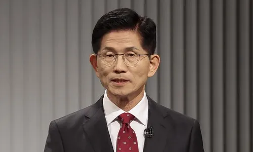 <font color="#00b8b1">[팩트 다이브]</font> 김문수, 구속된 전광훈 언급하며 눈물 흘린 적 없다?