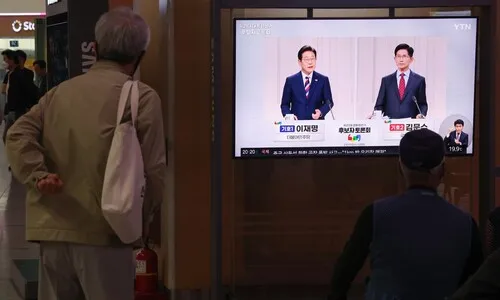 이재명 “내란 극복은 시대 과제” 김문수 “괴물 독재 신호탄”