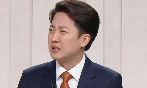 이준석 혐오 발언 “공론장에 참여한 모든 시민에게 가한 심각한 폭력” 대선 후보 사퇴 요구 봇물