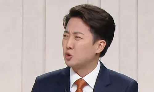 이준석 ‘이재명과 무관→이재명 검증’…파문 키우는 오락가락 해명