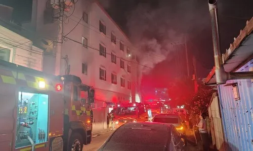 충남 서산 모텔서 불…1명 숨지고 17명 다쳐