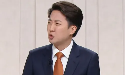 이준석 “이재명 아들 댓글에서 여성 성별 내가 고른 것…창작 아냐”