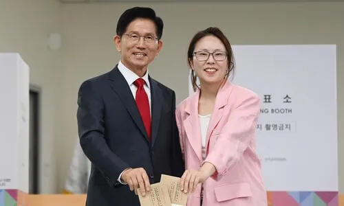 김문수, 사전투표 직후 부정선거 또 언급…“아직 문제 제기 있다”