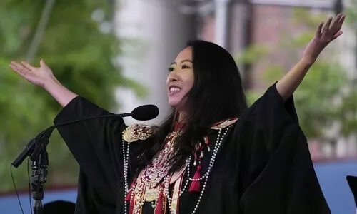 “중국인 유학생 쫓아내면, 누가 손해일까?…오래가지 않을 것”