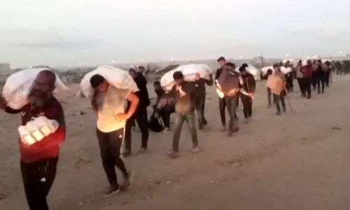 이스라엘군, 구호품 기다리는 가자 주민 향해 또 발포… 27명 학살