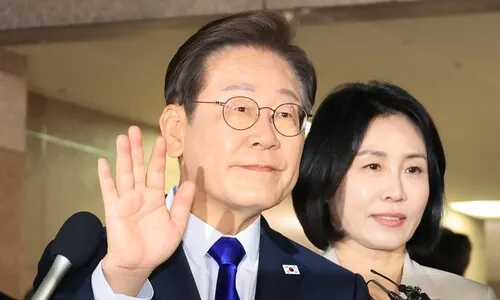 미 언론 “이재명, 공장 노동자 출신 입지전적 인물” 집중 조명