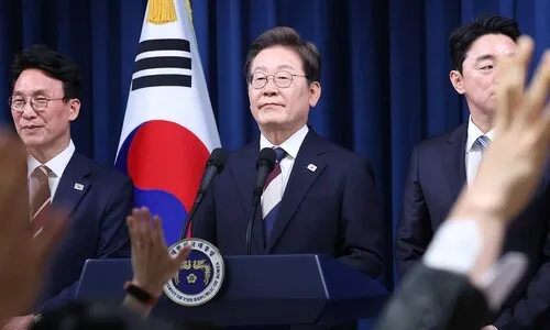 이재명 대통령 “용산 무덤 같아…컴퓨터도 없고 황당무계”