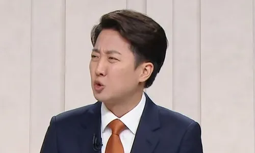 “언어 성폭력 이준석 의원직 제명” 국민청원 하루 만에 9만여명 동의