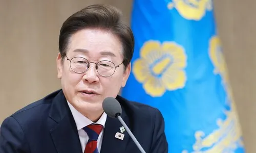 용산 ‘인수인계’ 제로 수준…이 대통령 업무 볼 인터넷도 끊겨 있었다