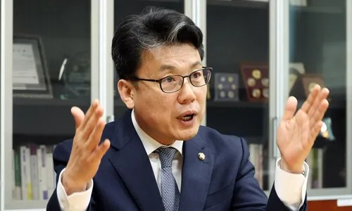 민주 진성준 “추경 통한 ‘25만원 민생지원금’, 쓸 수 있는 카드”