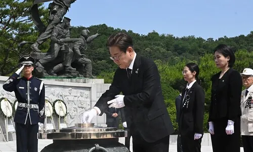 이 대통령 추념사에는 왜 ‘북한’이 등장하지 않았을까?
