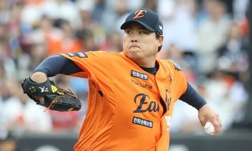 류현진, 허벅지 근육 이상 ‘1군 말소’…“로테이션 두 번 건너뛸 것”