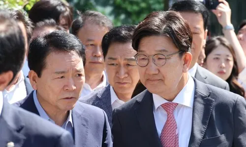 친윤, ‘김용태 개혁안’ 받으면 정치생명 끝? <font color="#00b8b1">[뉴스뷰리핑]</font>
