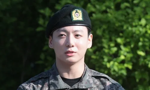 전역한 BTS 정국 자택 비밀번호 누른 외국인 여성 체포