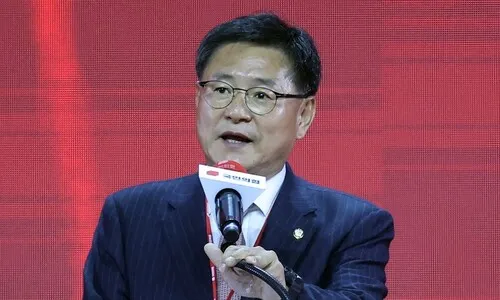 4선 이헌승 국힘 원내대표 출마…송언석·김성원과 ‘3파전’