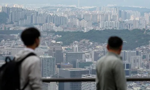 금융당국, 은행권 소집…서울 아파트값 과열에 대출 조인다