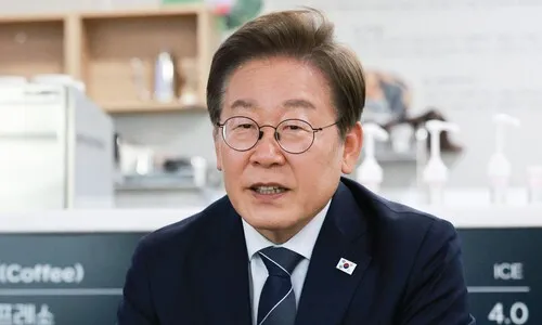 이 대통령 ‘첫 주’ 국정 지지도 58.6%…민주 49.9%, 국힘 30.4% [리얼미터]