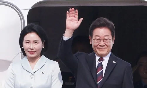 G7서 한미·한일 양자회담 성사될까…‘상견례’만 해도 성과