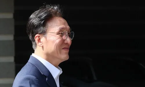 김민석 “연민으로 천만원씩 빌려준 분들”…‘쪼개기 후원금’ 의혹 부인