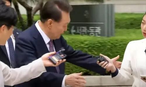 “불리한 증언 들은 윤석열, ‘지지자 막지 말라’ 엉뚱한 화풀이”