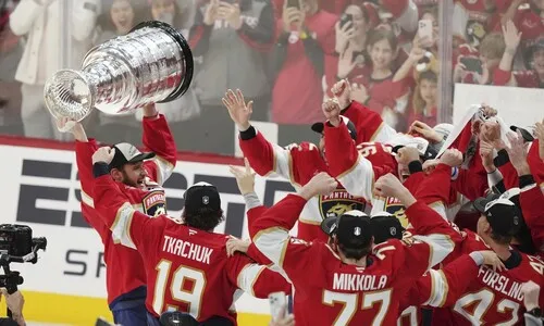 플로리다, NHL 스탠리컵 2연패…32년 만의 캐나다팀 우승 노린 에드먼턴 패배