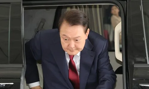 <font color="#FF4000">[단독]</font> 내란특검, 윤석열 구속 사유 4가지 적시…“재범 위험, 도망 염려” 포함