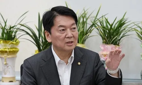 안철수, 국힘 혁신위원장 전격 사퇴…“날치기 혁신위 거부”