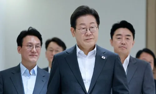 <font color="#FF4000">[속보] </font>이 대통령, 어린 자매 잇단 참변에 “어린이 안전대책 속히 점검”