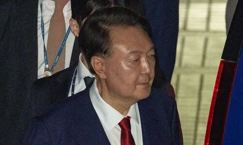 윤석열 변호인단 “특검 추가 혐의 대부분 내란 관련…재구속 제한돼야”