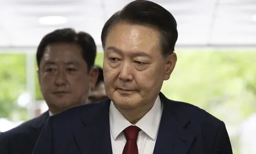 <font color="#FF4000">[속보] </font>‘재구속’ 윤석열, 오늘 내란 재판 불출석 사유서 제출