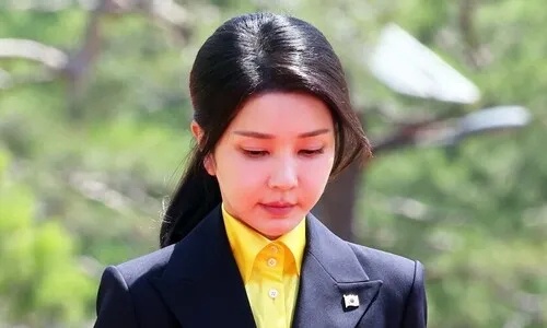 ‘김건희 집사’ 김씨는 누구?…대기업들의 석연찮은 180억 투자