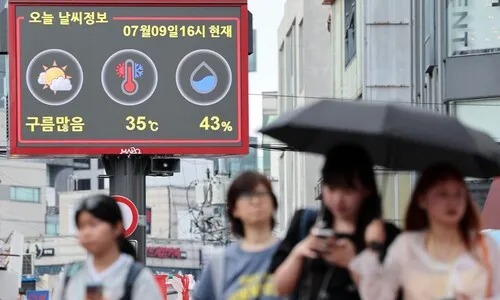 집이 최고야…서울 36도, 수원·전주 35도 오늘도 불볕더위