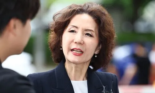 김건희 표절 밝힌 학계 검증단 “이진숙 논문 16개 연구윤리 위반”