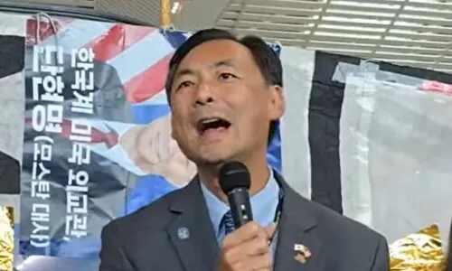 중국발 부정선거론 선동하곤 미국 돌아간 모스 탄…수사 난관