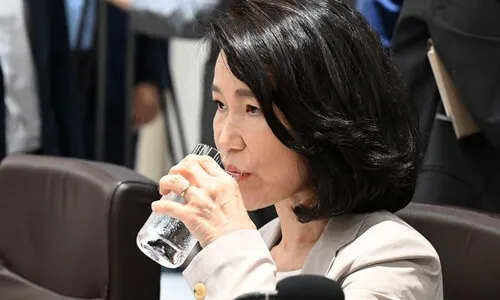 ‘폭우 때 휴가 신청’ 이진숙 뒤끝…“대의에 목숨 걸었던 자만 돌 던져라”