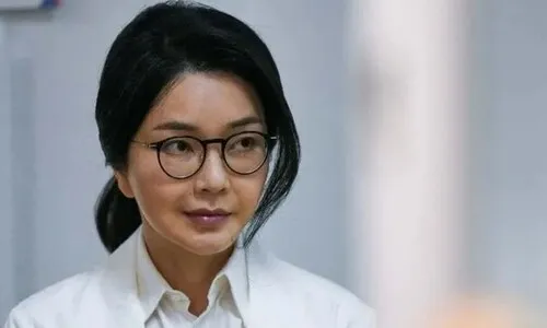김건희, 이순자·김윤옥 여사와 달리 ‘피의자’ 공개 소환된다