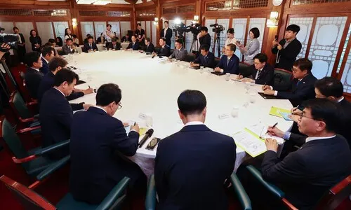 ‘개미 달래기’ 나선 민주 “주식 양도세 현행 50억 유지를”