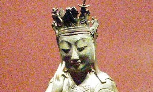조국 사면 다음날…법무장관, ‘반가사유상’ 미소 떠올린 까닭